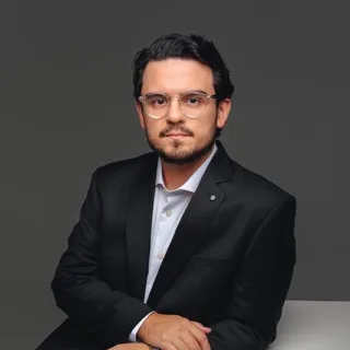 Foto de Dr. Matheus Guelssi